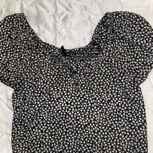 Teenager medium black with white flower top 100% polyester
